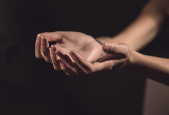 Mains en soin Reiki